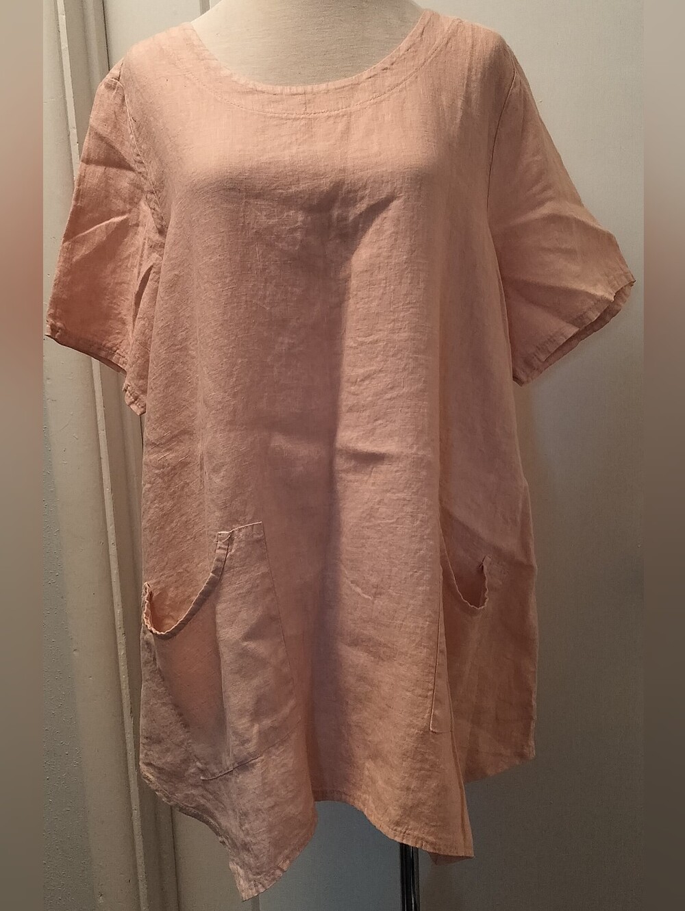 Light Peach Linen Tunic Top with Pockets